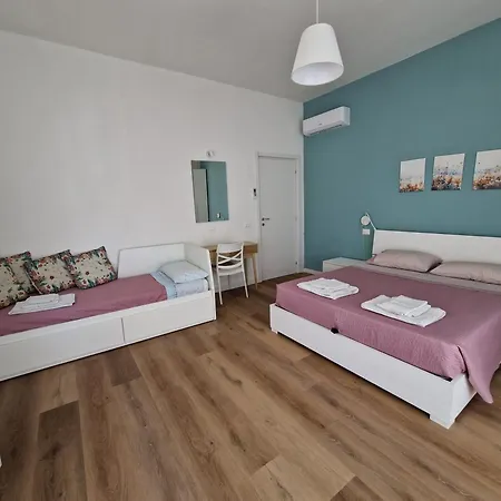 A Due Passi Dal Mare Apartment *